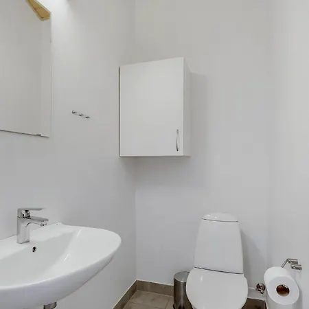 Stunning In With Wifi Holiday home